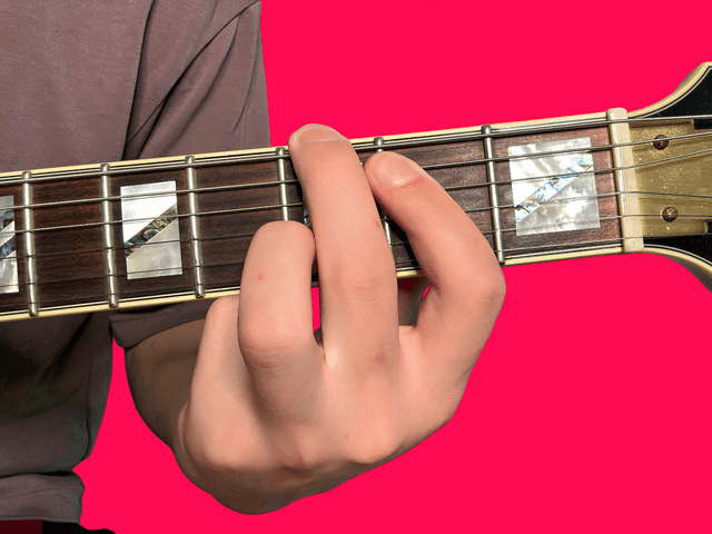 Gmaj13 guitar chord with finger positions